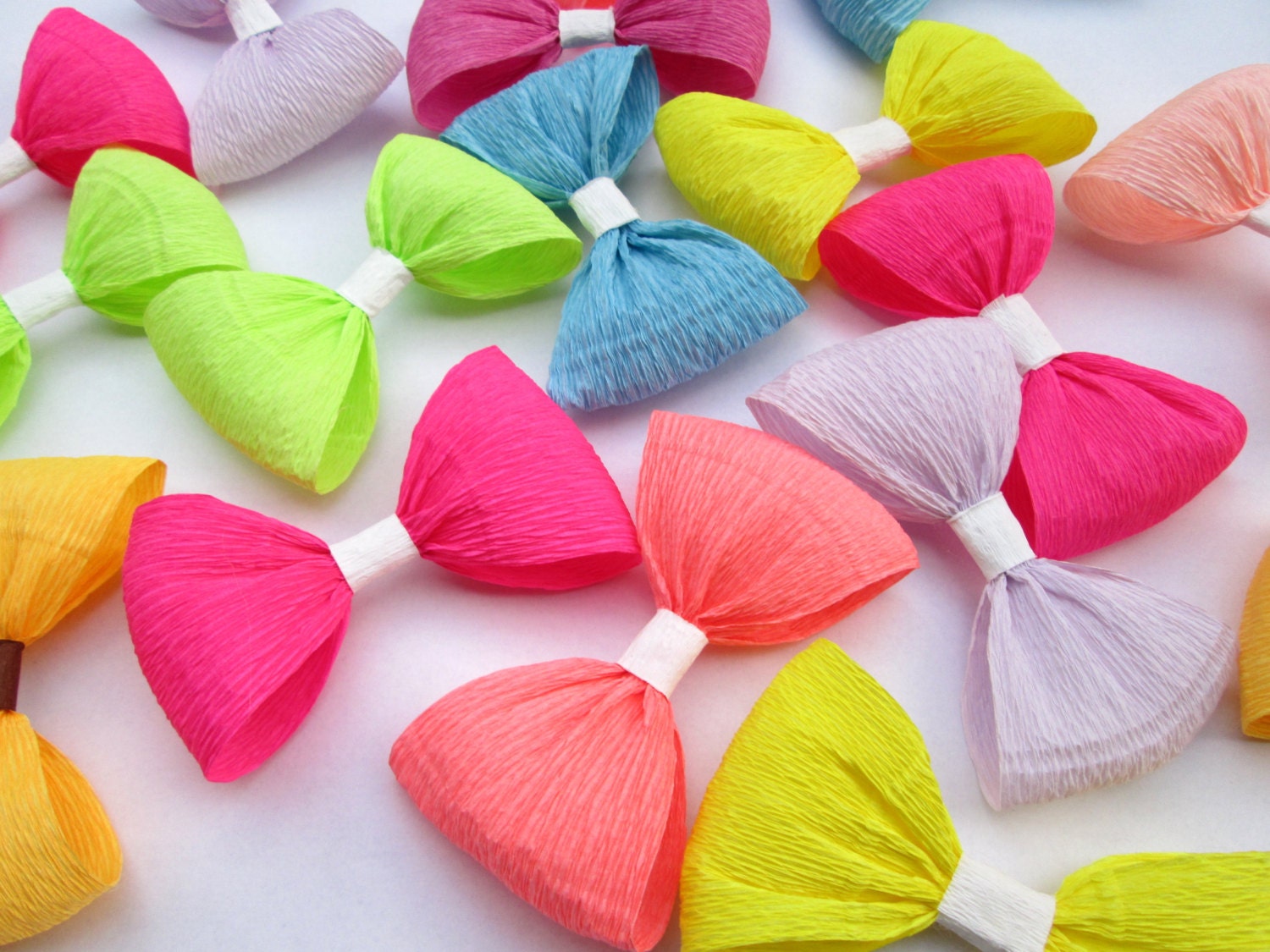 12 Paper Bows/Crepe Paper Bows/Birthday Decoration/Wedding