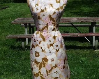 VTG early 60s floral wiggle dress
