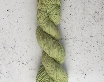 Hand Dyed Worsted Yarn, Knitting Yarn, 100% Superwash Merino Wool, 100g/218 yards