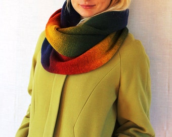 Chunky Scarf, Knit Scarf,Rainbow Wool Scarf, Infinity Scarf, Women Scarves, Circle Scarf, Winter Scarf, Knitted Neck warmer, Hand Knit Scarf