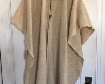 Vintage Cream Wool Poncho With Fringe