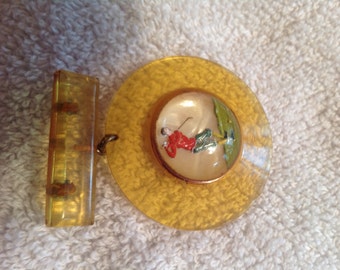 Rare vintage Apple juice Bakelite golfing pin
