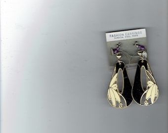 2 pair earrings,i pair black and white dangle,i pair purple dangle