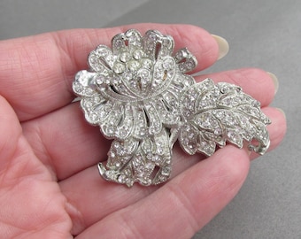 Large 1940's Rhinestone FLOWER & Leaf Retro Dress Clip