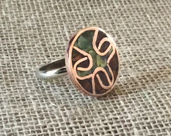 Alerce and Serpentine ring