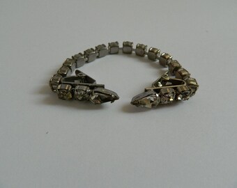 Vintage 1960s Clear Rhinestone Sweater Clip