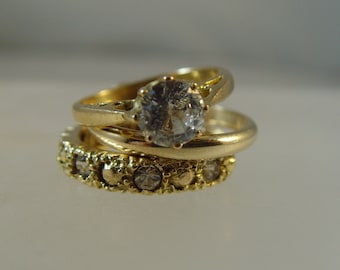 Vintage 1980s Engagement/Wedding/Eternity hallmarked 9 ct gold Charm / Pendant