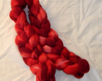 100% Targhee fiber, Red Roses, 4.09 ounces, 116 grams