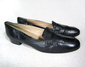 10 AA | vintage Cole Haan loafers / vintage 70s black loafers, vintage leather loafers, vintage penny loafers, 10 narrow black leather flats