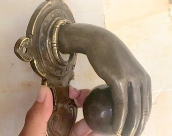 hand fist ball front Door Knocker fingers solid brass hollow 11 cm old style aged hinged