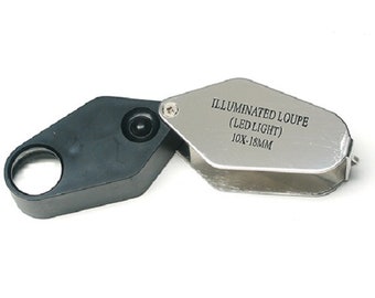 Illuminated 20X jeweler's loupe, with 18mm color corrected magnifying lens