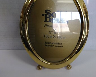 5 x 7 Brass Oval Tabletop Photo Picture Frame Velvet Easel