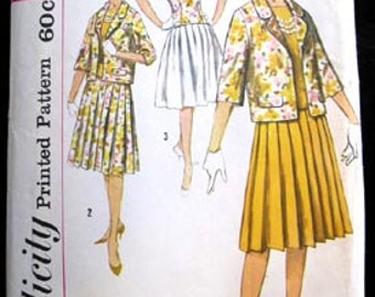 Simplicity Sewing Pattern ( 3369 ) Junior and Misses Blouse Skirt and Jacket Size 12 Vintage 1960s