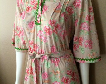 Vintage Women's 70's Dress, Tan, Full Length, Floral, Polyester, Short Sleeve by Mechels (L)