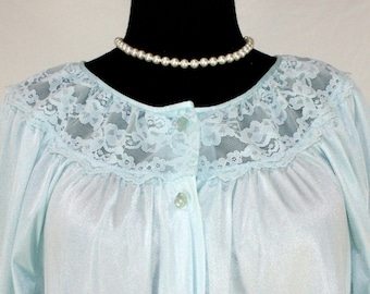 Vintage Gilead Pale Blue Nylon and Lace Robe Peignoir Medium