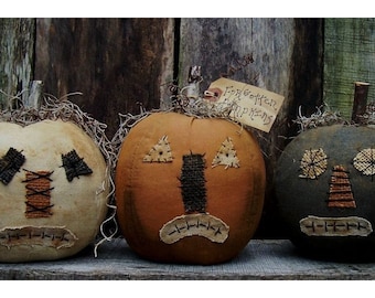 Primitive halloween pumpkins pattern/ FORGOTTEN PUMPKINS PATTERN/pdf instant download/faces/fall/Jacks/