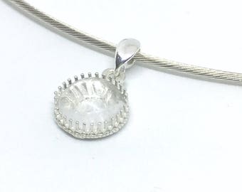 Sterling Silver 925/1000 and rock crystal gemstone.