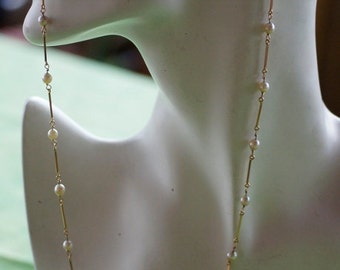 Ref: 171 Solid 18 kt yellow gold vintage chain with cultured white pearls. TCW. 12.5 g