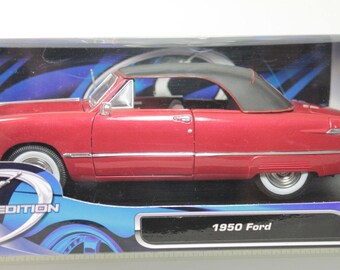 Maisto 1950 Ford 1:18 Scale Die Cast Model Car New in Box