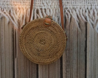 Medium Round Bag, Round Rattan Bag, Bali Rattan Bag, Ata Bag, Round Rattan Bag, Straw Bag