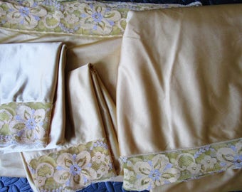 Sensual Satin Sheet Set Vintage 1970s Nylon Gold Lace Lavender Pillowcase
