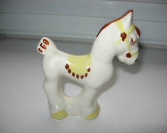 Vintage Mid Century California Pottery Horse Figurine//Unknown Maker//Collectible USA Pottery//1940s/50s//Hand Painted Pottery//Baby Nursery