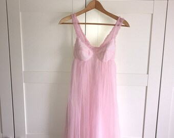 Vintage babydoll nightie pale pink polka dot nylon size S