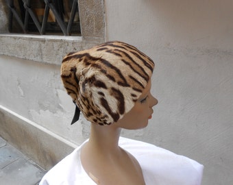 Cappello vintage di vera pelliccia. Anni 50.
