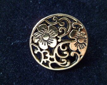 2 buttons sewing gilded carved flowers 20 mm