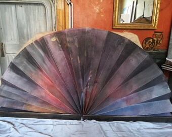 Fan for furniture in paper and wood, hand painted