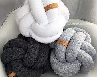 LUXE Knot Cushion
