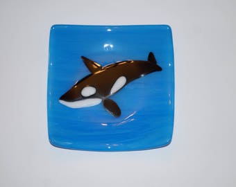 Whale fused glass plate