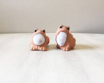 Pottery frogs, miniature frogs, vintage frogs, ceramic frog, frog figurines, retro frogs, frog decor, frog collectible, frog lover gift