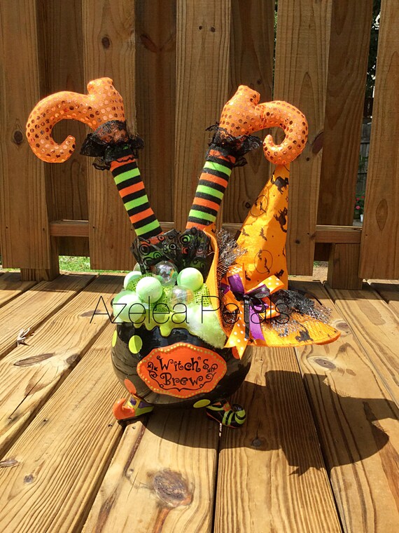Items similar to Halloween Bubbling Witch Cauldron