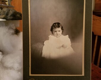 VICTORIAN Child Carte De Viste, victorian photo, victorian children, 1900s carte de viste, 1900s carte de vistes, 1900s childrens clothing
