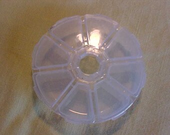 8 compartment storage bead ? container