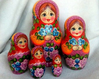 6'' (15cm) Wooden nesting doll, matryoshka, russian souvenir