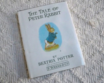 Vintage Books Children Beatrix Potter Book "The Tale of Peter Rabbit"