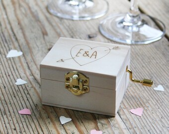 Valentines Music Box | Pine Laser Cut | Wedding & Anniversary Gift | You Are My Sunshine | Gifts For The Couple | Worldwide Shipping