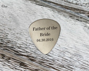 Engraved guitar pick by Oxee, custom names, gift for him, personalized guitar picks, father of the bride