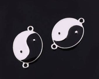 Yin yang black and white silver metal connector pendant