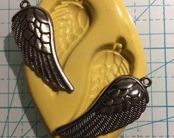 Wings (Medium) Flexible Mold