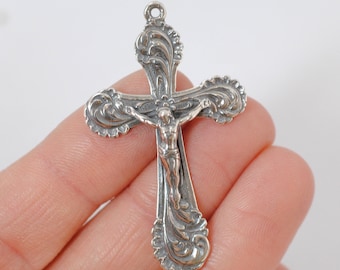 Sterling Silver Crucifix / Silver Cross / Cross Pendant / CHM020