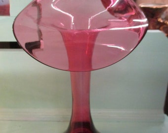 BEAUTIFUL Vintage Cranberry glass, Jack in pulpit