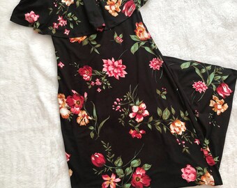 Off the Shoulder Dress *only black floral is available*
