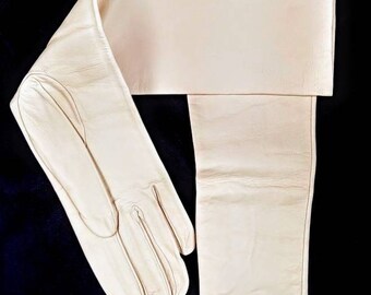 1960s Vintage Formal Kid Leather Gloves ~ Size 6 3/4