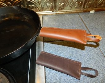 USA made Pair (2) LEATHER Cast Iron Pot Pan Skillet Handle Holder Sleeve Cover