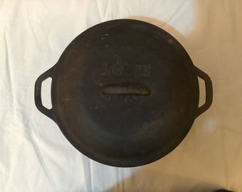 1960's Lodge Cast Iron Dutch Oven Pot Lodge USA 8 DOL 10 1/4