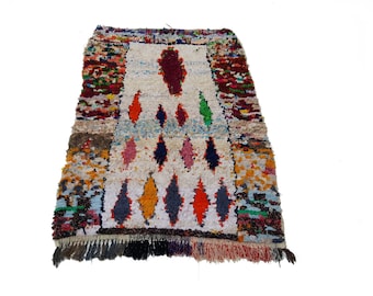 80"X45" Vintage Moroccan rug woven by hand from scraps of fabric / boucherouite / boucherouette