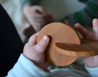 Interlocking Discs - Montessori Infant Toy